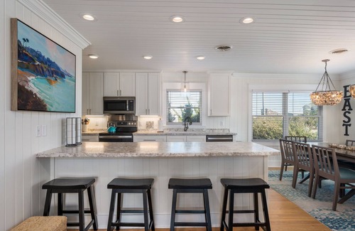 Southern Shores Casa | Here & Now: Semi-Oceanfront, private pool, hot tub, steps to the beach