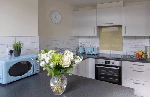 Hereford Apartamento | HEREFORD CITY CENTRE – Apartment 8: Modern 2-Bed in City Centre, Sleeps 6