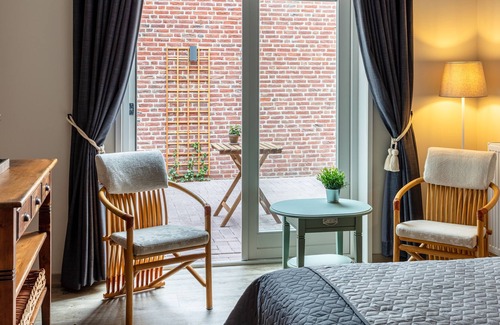 Egmond-Binnen Hotel | Hergberg Binnen