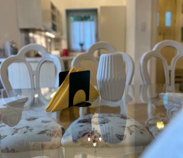 Nemetvolgy Apartamento | Heritage Harmony with FREE PARKING