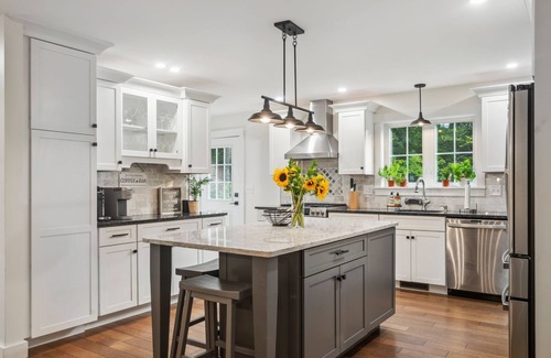 Plymouth Casa | Heritage Hill Hideaway