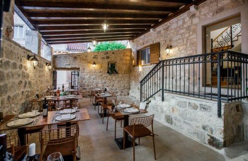 Hvar Old Town Hotel | Heritage Hotel Dea Hvar