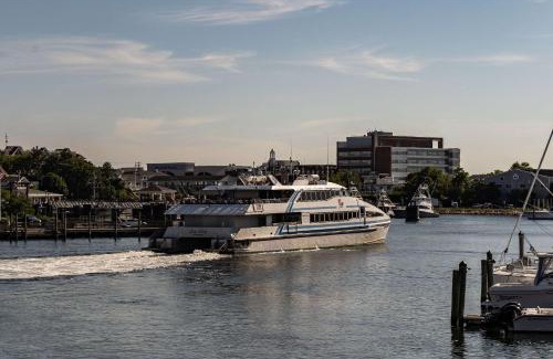 Hyannis Hotel | Heritage House Inn on Cape Cod, an Ascend Collection Hotel
