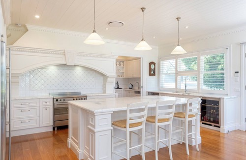 Dalveen Casa | Heritage List Homestead - 6 Star Accomodation for Large Groups