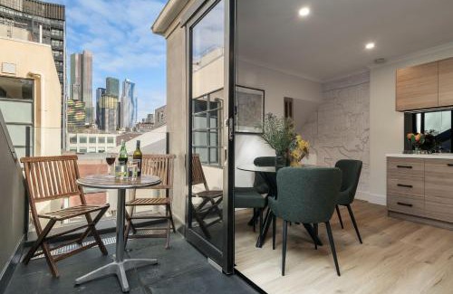 Carlton South Apartamento | Heritage Luxe Terrace Opposite Melbourne Uni