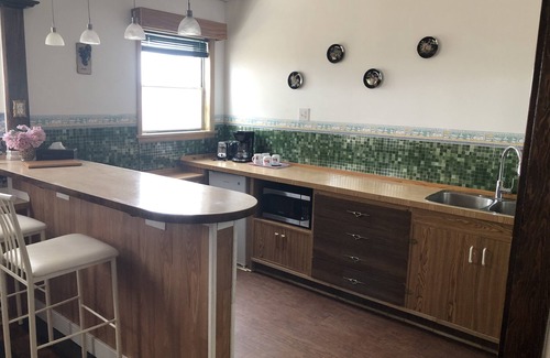 Gravelbourg Hotel | Heritage place Hotel
