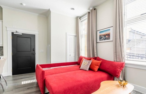 Smiths Falls Apartamento | Heritage Rideau 1Br Apartment Free Parking