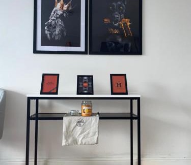 Bradford Apartamento | Hermès Suite- By One Leeds Road