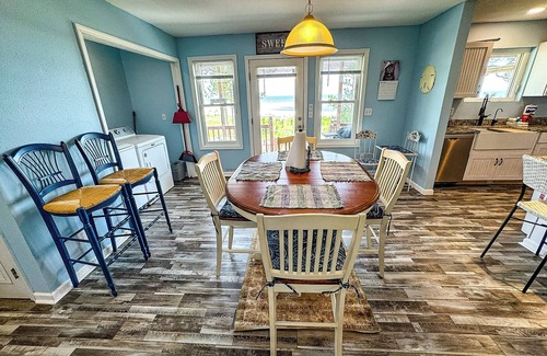 Carrabelle Casa | Hermit Haven- New Listing!