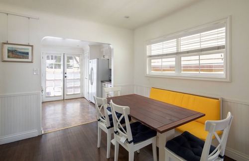 Hermosa Beach Casa | Hermosa Beach Classic 3 dormitorios 2 baños Bungalow 1/2 cuadra de la playa 5 estrellas