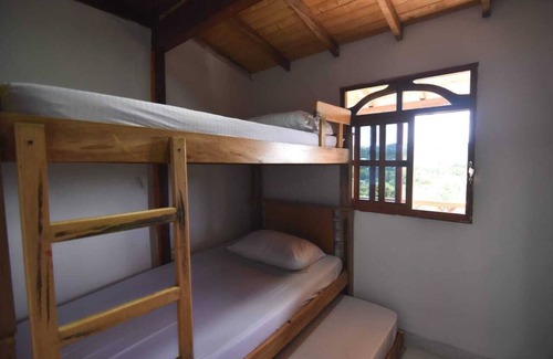 Doradal Chalet De Esquí | Hermosa cabaña cerca a la hacienda napoles , es un paraiso natural.