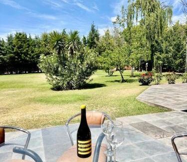 Chacras de Coria Casa | Hermosa Casa 14 pax Piscina Futbol 5 Chacras