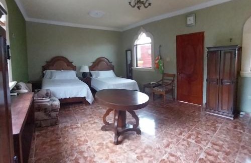 Merida Villa | Hermosa casa cuatro recámaras independientes CA