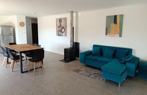 La Estrella Casa | Hermosa casa en lago rapel