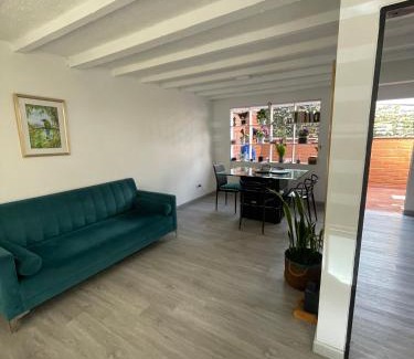 La Enea Casa | Hermosa Casa vía al nevado, termales del otoño, cerca al bosque complejo deportivo y clínica, sector san Marcel