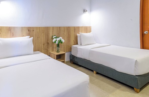 El Laguito Hotel | Hermosa Habitación Doble En El Sector Laguito Cartagena