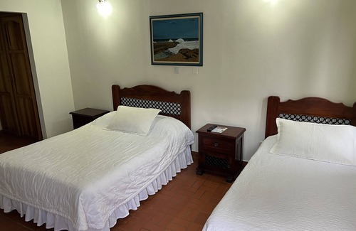 Alegrias Hotel | Hermosa Habitacion Triple Standar En eco hotel la casona