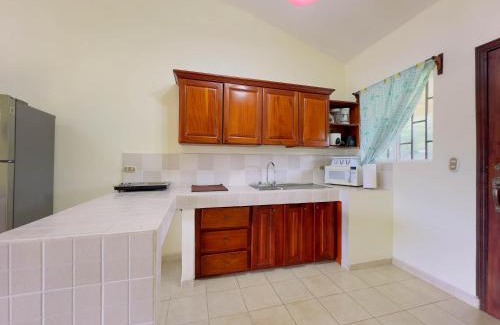 Playa Hermosa Apartamento | Hermosa Paradise
