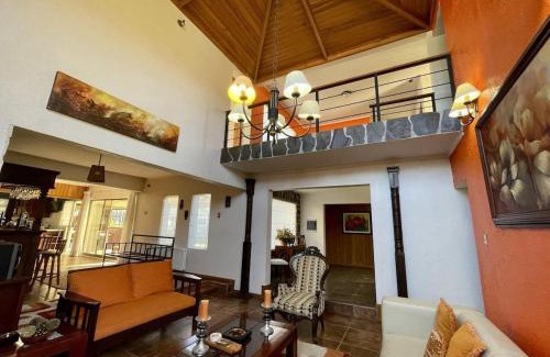 Dichato Apartamento | Hermosa y Amplia Casa Pingueral