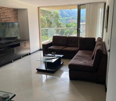 Medellin Apartamento | Hermoso Apto en unidad Campestre para Viajeros
