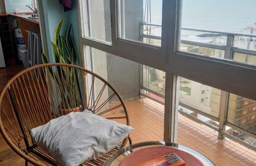 La Perla Apartamento | Hermoso monoambiente con vista al mar en La Perla , Mar del Plata