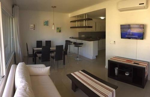 Solanas Apartamento | Hermosos apartamentos vista al lago!