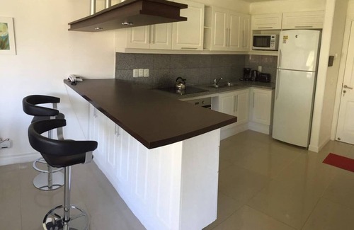 Solanas Apartamento | Hermosos apartamentos vista al lago!