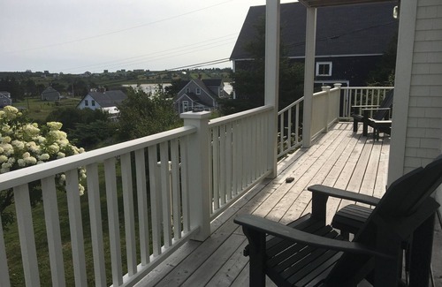 Kingsburg Casa | Hero's Welcome: una casa de 3 habitaciones con una espectacular vista al mar