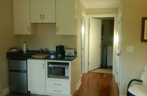 Wilmington Apartamento | Heron's Nest - Relajante oasis privado - ubicación ideal cerca de la playa y del centro