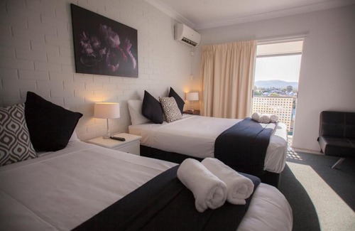 Herston Hotel | Herston Place Motel