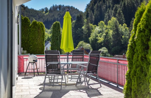 Triberg im Schwarzwald Apartamento | Herzlich Willkommen in der Firstbergperle in Sonniger und Ruhiger Hanglage