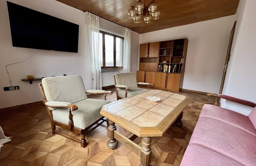 Waechtersbach Apartamento | Hessestub - Zentrale Ferienwohnung in Wächtersbach