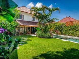 Laksmana Villa | Hevea Villas