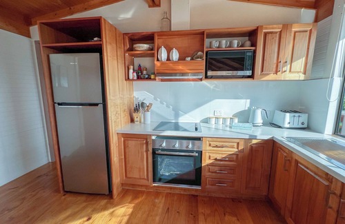 Binalong Bay Casa | HEXAGON BEACH HOUSE - Great views of the Bay of Fires