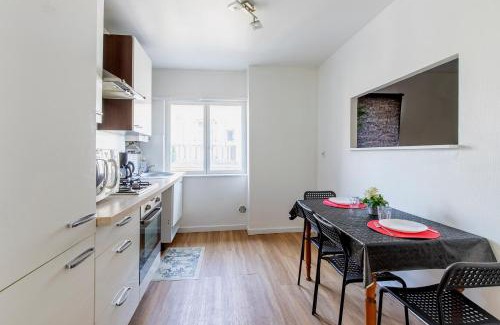 Longeville-les-Metz Apartamento | Hexagone Wifi Un Séjour à Part
