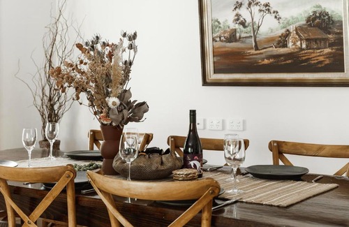 Warburton Casa | Hey Little Joe - Cosy Retreat with Mountain Views
