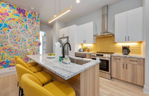 Radnor Casa | Hey, Nashville! & Dolly & Denim - Dual Townhomes