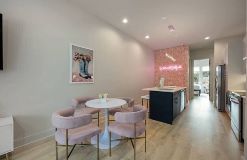 Radnor Casa | Hey, Nashville! & Dolly & Denim - Dual Townhomes