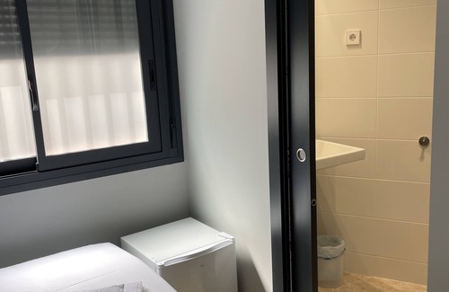 Cerdanyola del Valles Casa | Hey Rooms