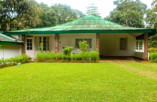 Ganga Ihala Korale Cabina | HEYCOCK CEYLON HlLL