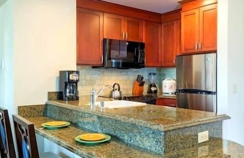 Waikiki Complejo | HGVC Hawaiian Village Beachfront Resort & Spa, Hot Tub, Pool