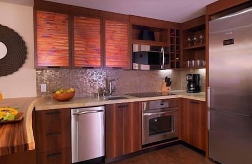 Waikiki Complejo | HGVC Hawaiian Village Beachfront Resorts & Spa All Towers