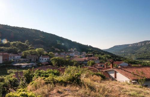 Hrastovlje Casa | Hiša Hrastovlje - Countryside House