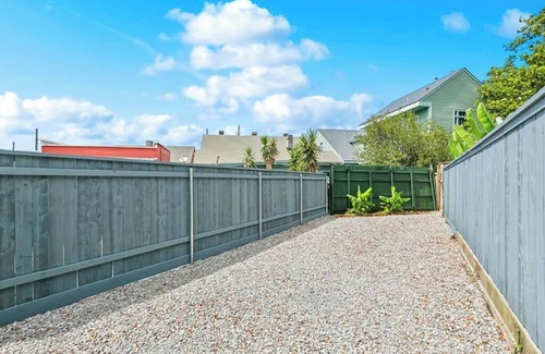Faubourg Marigny Casa | Hi-End Historic Marigny Gem - Fully Furnished with 2 Bonus Office Space
