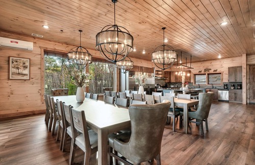 Sevierville Cabina | Hibernation Lodge | Indoor Pool, Arcade, Theater, Hot Tubs, Sleeps 48 Guests