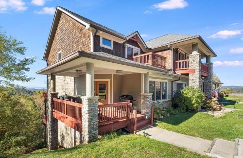 Wolf Laurel Apartamento | Hibernation Station - MTN Views near Asheville!