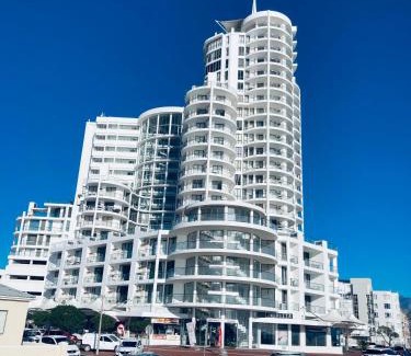 Strand Apartamento | Hibernian 10.02
