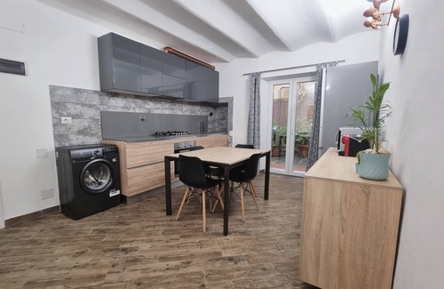 Santissima Annunziata Apartamento | Hibiscus Florence Apartment. Modern apartment in the heart of Florence