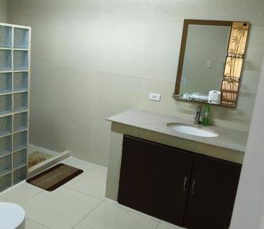 Pundaquit Hotel | Hidaway Resort