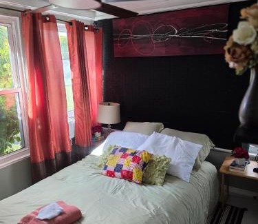 Manchester Casa | Hidden and comfortable home away from home